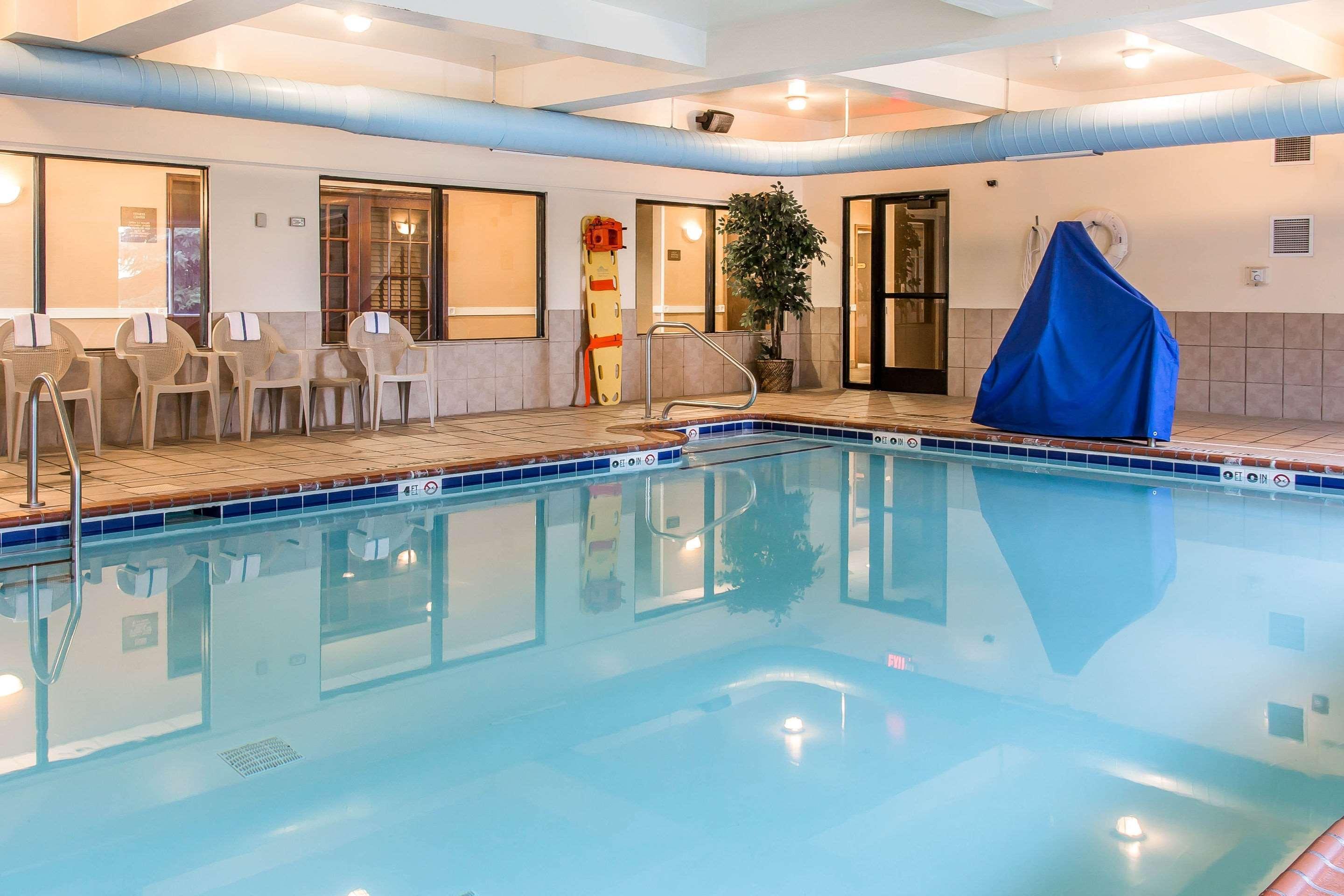Comfort Suites Уиксом Экстерьер фото