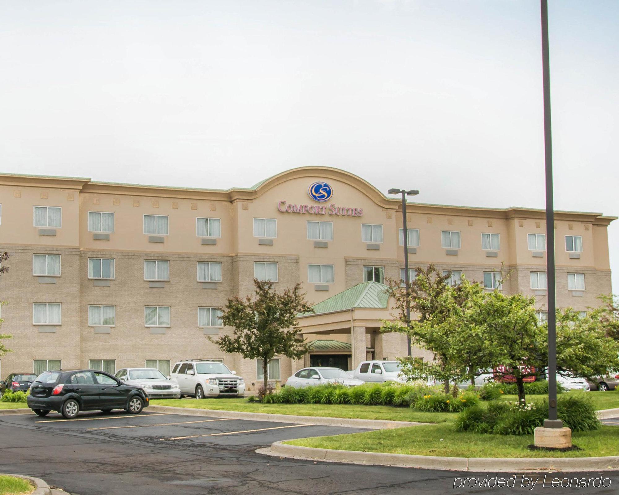 Comfort Suites Уиксом Экстерьер фото